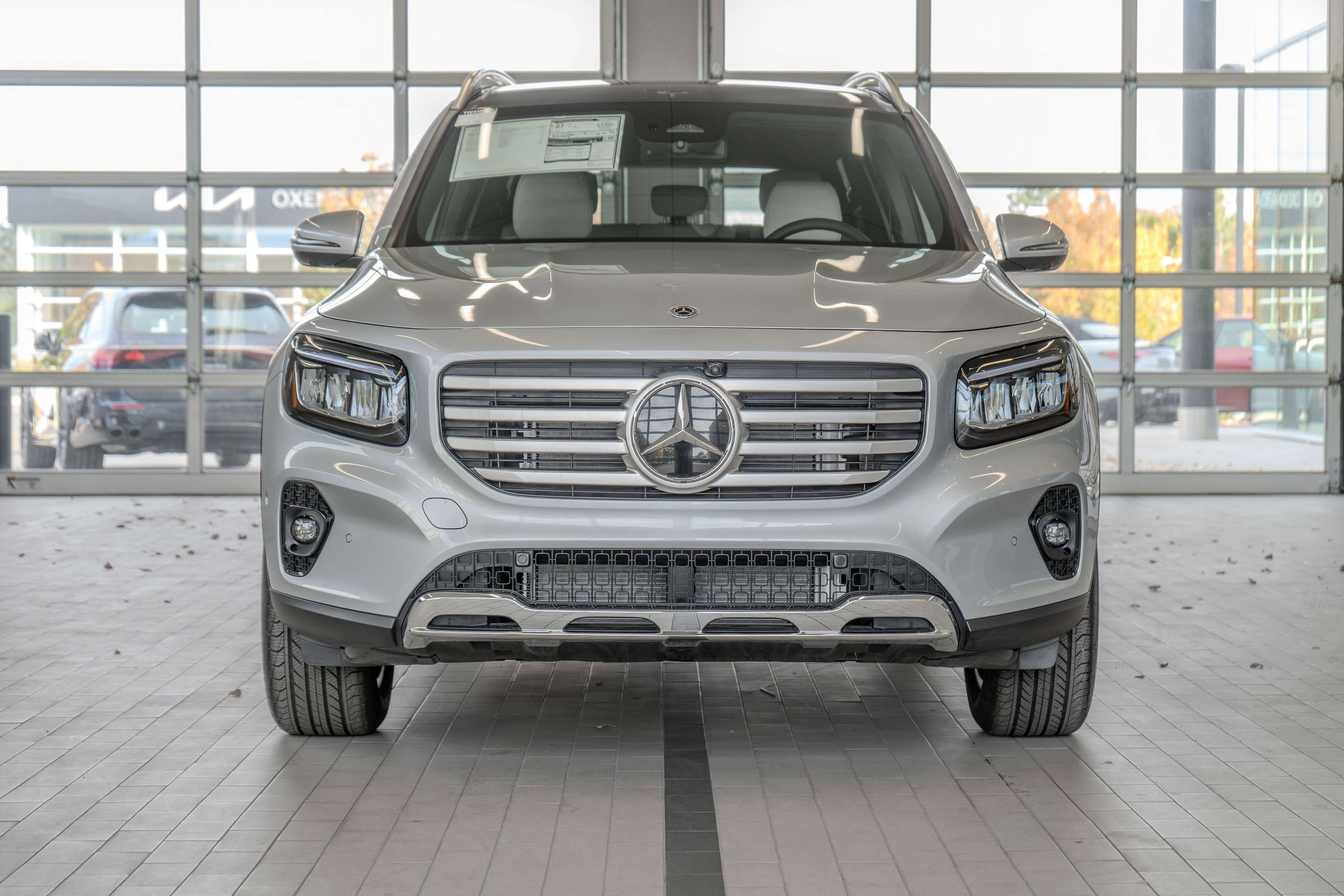 New 2026 Cirrus Silver Metallic Mercedes-Benz GLB 250 image 11