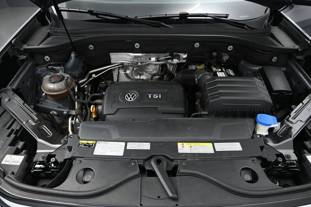 Used 2021  Volkswagen 2.0T SEL image 26