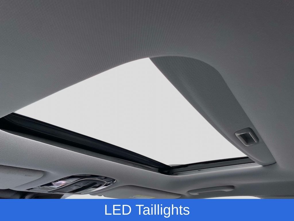 Used 2021 Gray Hyundai SEL image 11