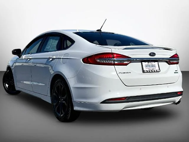 Used 2018 Oxford White Ford SE image 44
