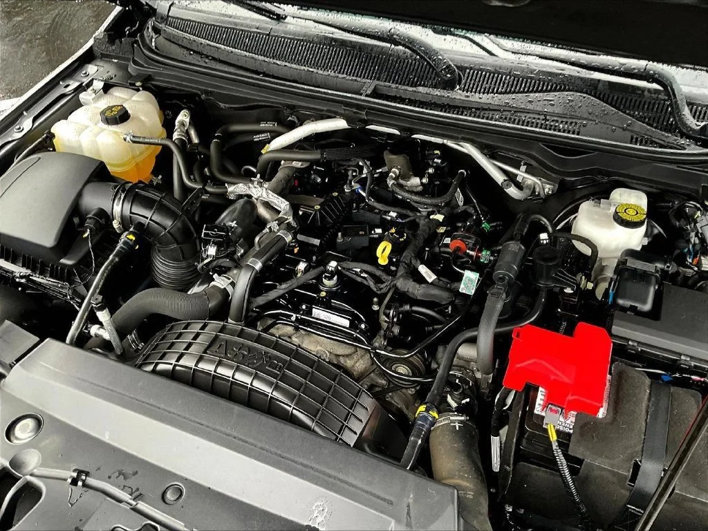 Used 2023 Gray Metallic Ford XL image 33