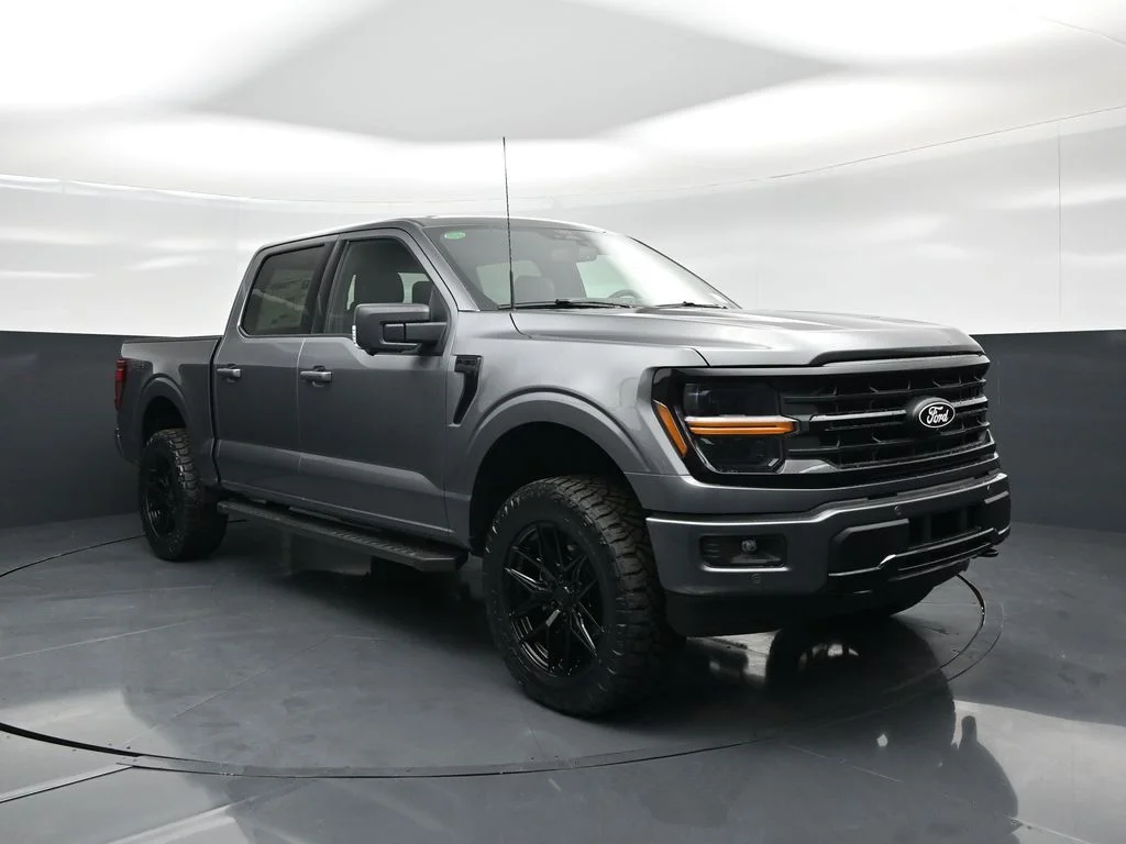 New 2026 Carbonized Gray Metallic Ford XLT image 54