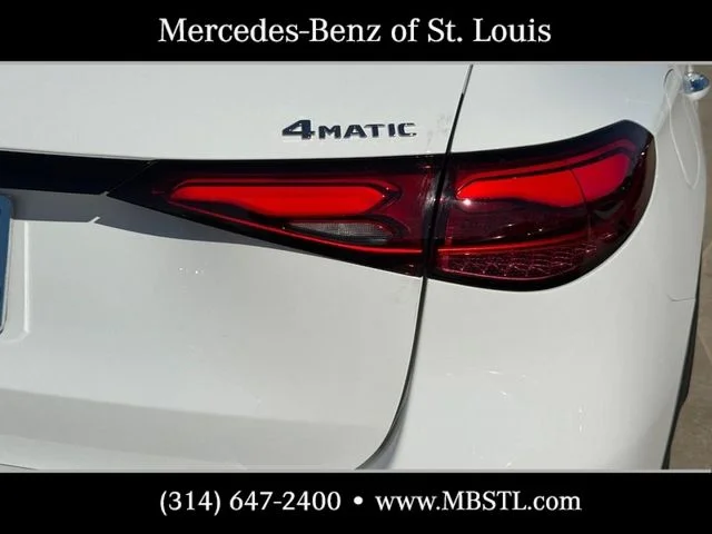 New 2026 Polar White Mercedes-Benz GLC 300 image 5