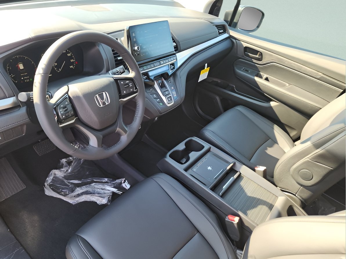 New 2027 Platinum White Pearl Honda EX-L image 23