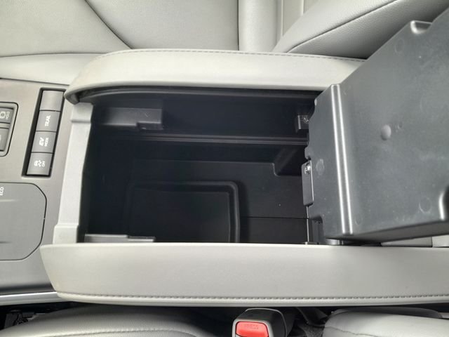 Used 2021  Toyota XLE image 28