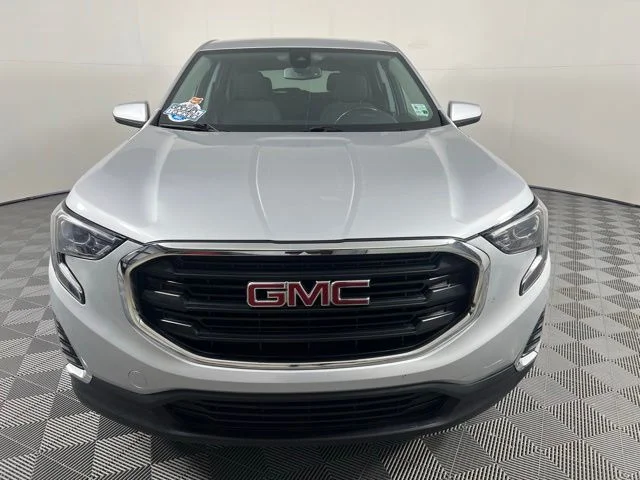 Used 2021 Silver GMC SLE image 2