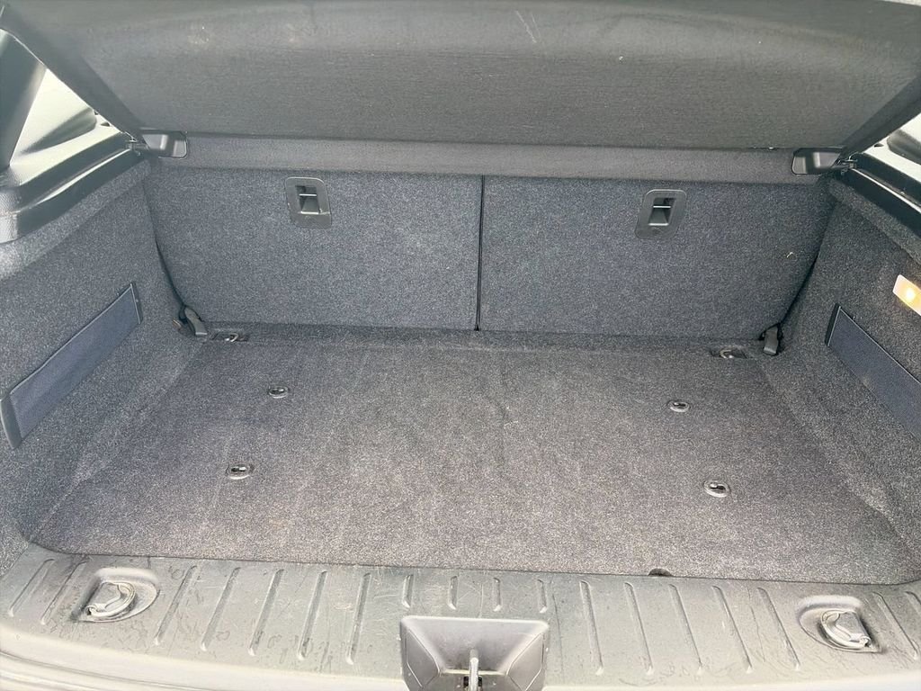 Used 2014 Silver BMW with Range Extender image 7