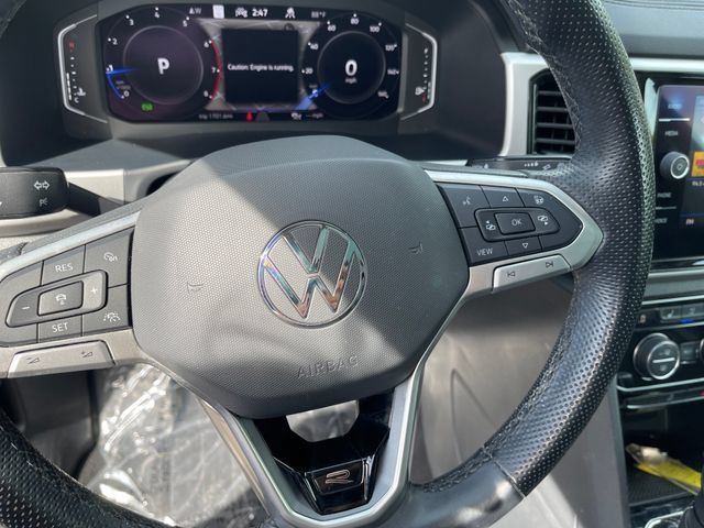 Used 2022 Red Volkswagen 3.6L V6 SEL Premium R-Line image 14