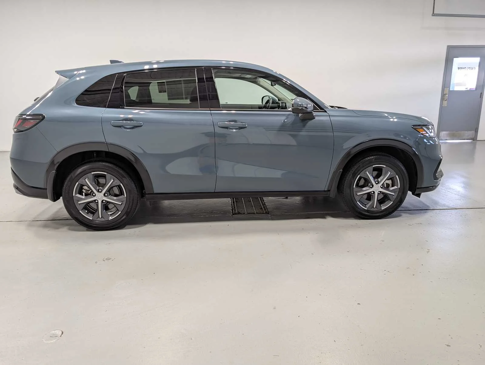 Certified Used 2025 Nordic Forest Pearl Honda AWD EX-L image 7