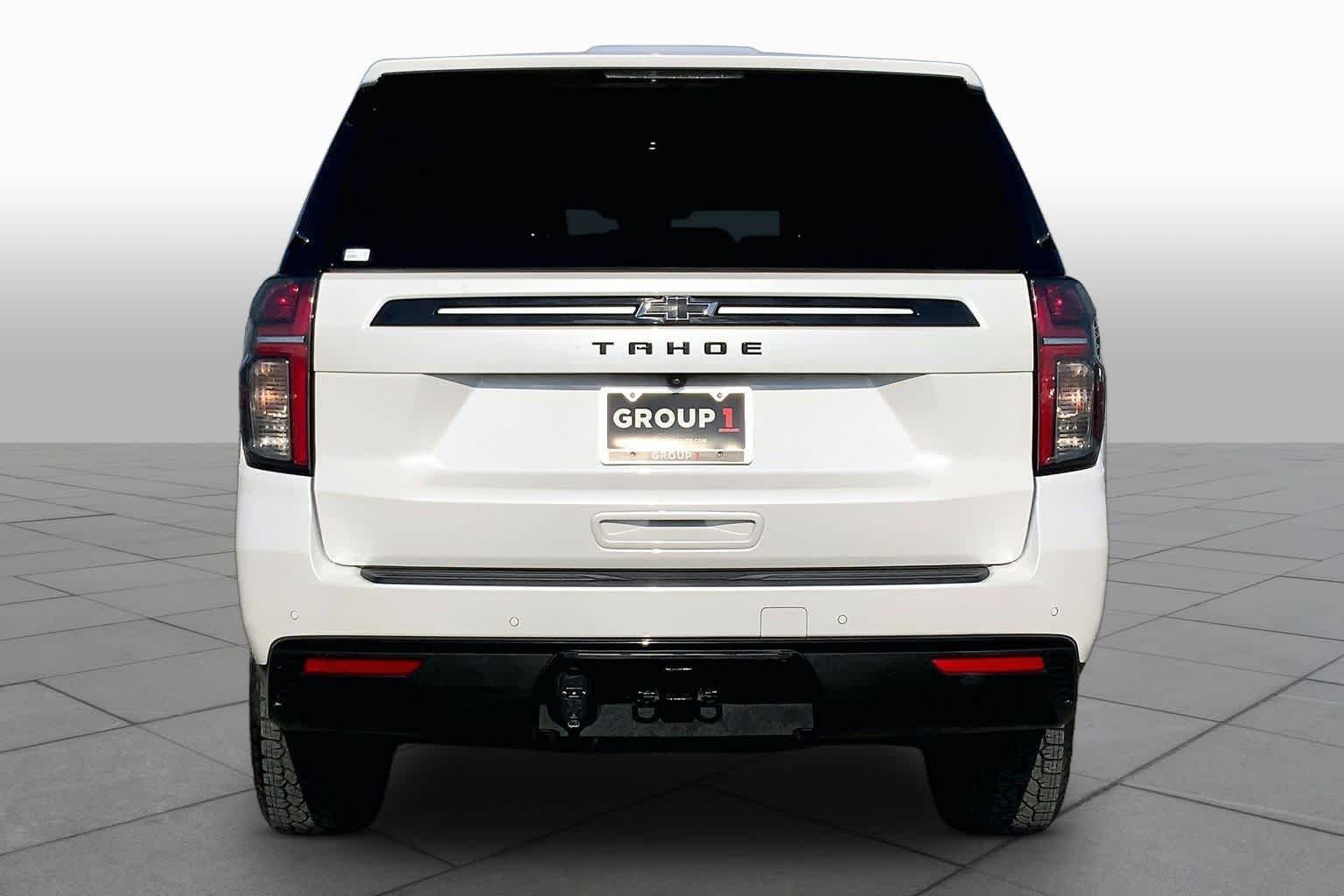 Used 2023 Iridescent Pearl Tricoat Chevrolet Z71 image 5