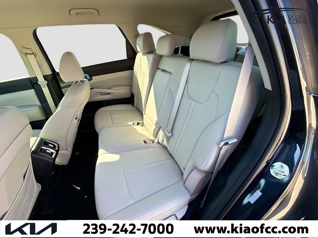 2026 Kia Sorento EX - Photo 32