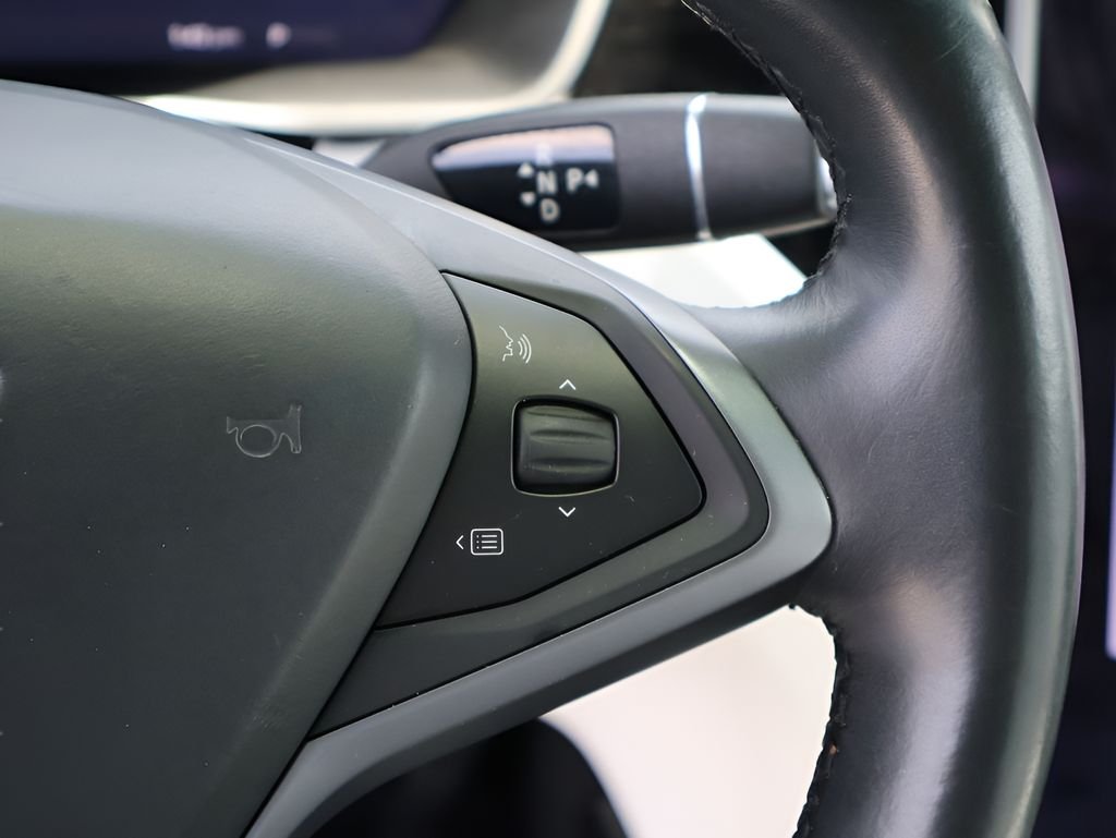 Used 2020 Solid Black Tesla Long Range image 30