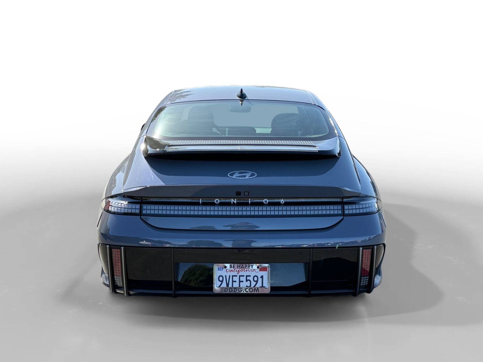Certified Used 2025 Blue Hyundai SE image 4