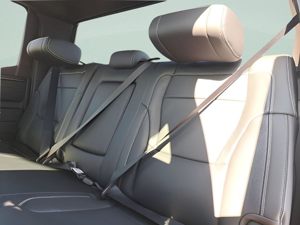 2026 Toyota Tundra SR5 - Photo 6