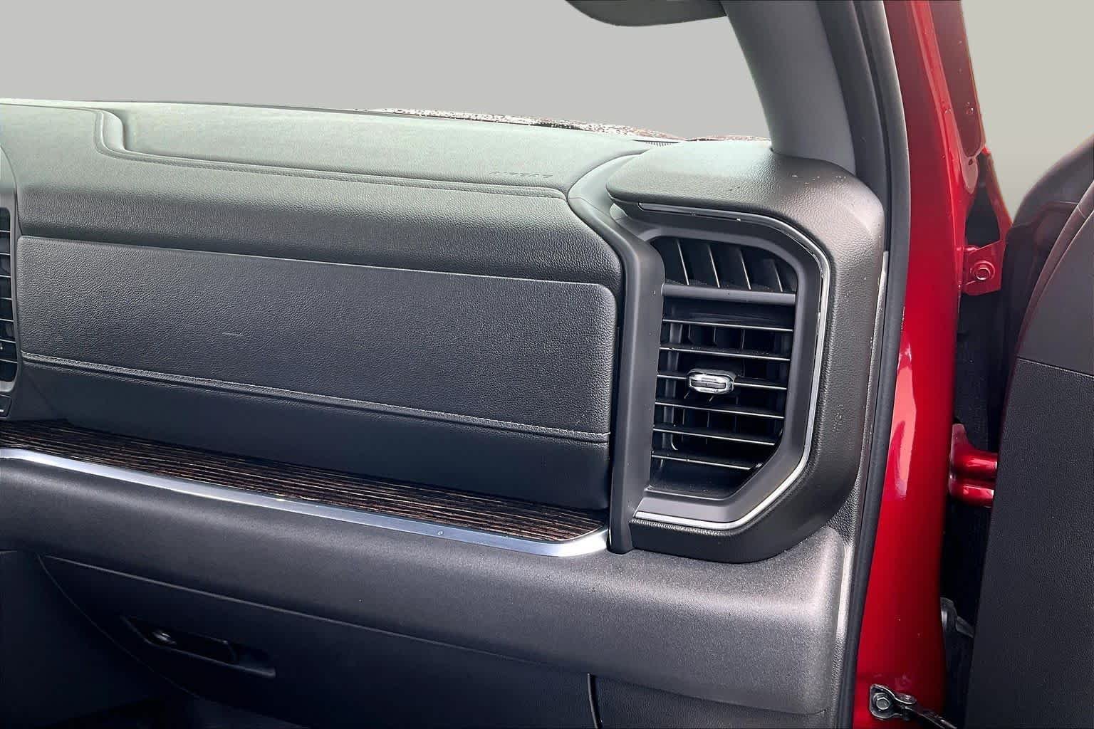 Used 2024 Volcanic Red Tintcoat GMC Elevation image 19
