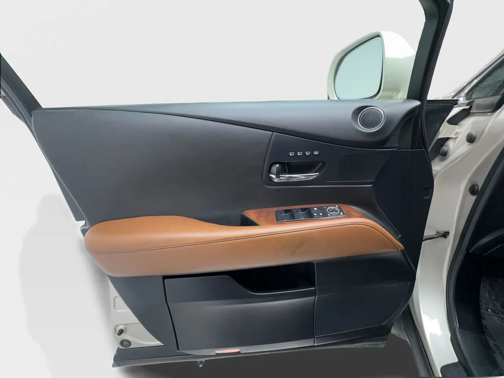 Used 2015 Beige Lexus 350 image 24