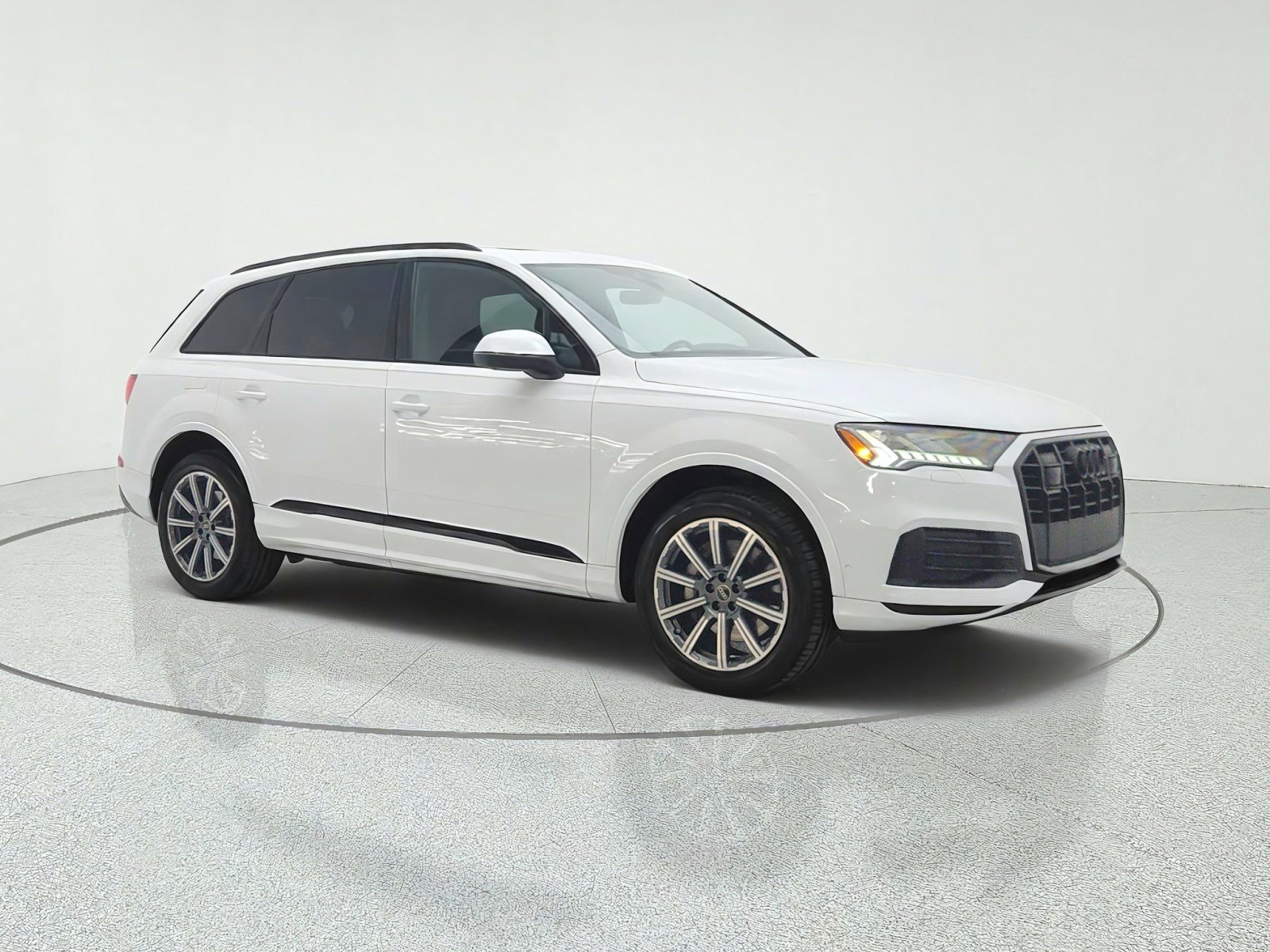 Used 2023 Glacier White Metallic Audi Premium Plus 45 TFSI quattro image 3