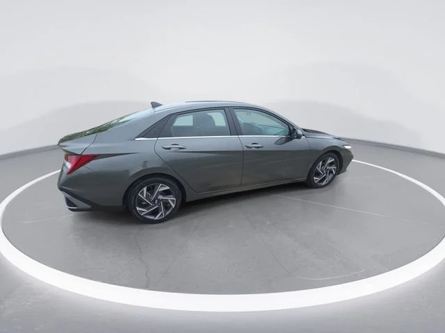 Used 2024 Gray Hyundai Limited image 8