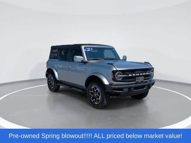 Used 2021 Silver Ford Outer Banks image 2