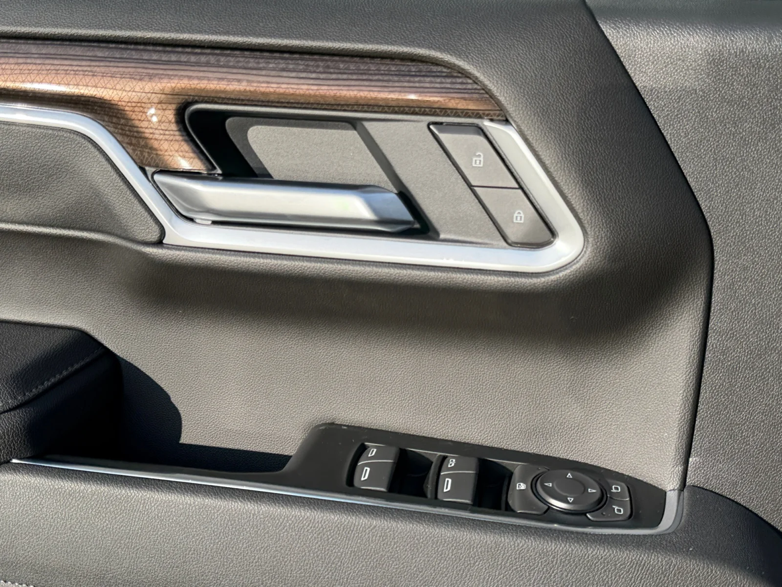 New 2026 Sterling Gray Metallic Chevrolet LT image 11