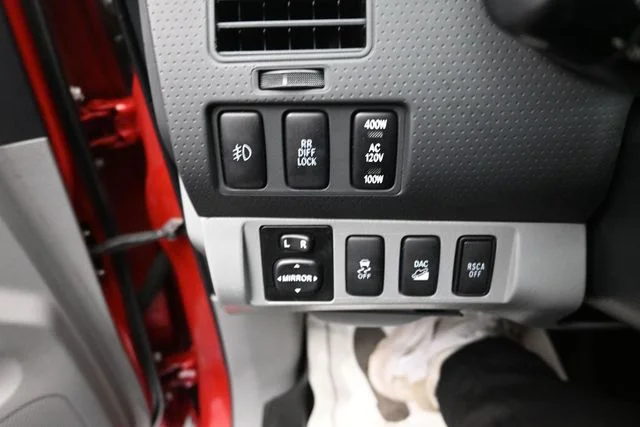 Used 2013 Red Toyota Base image 19
