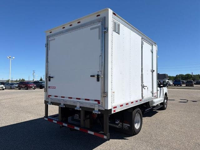 2026 Ford F-350 Super Duty Chassis Cab XL - Photo 36