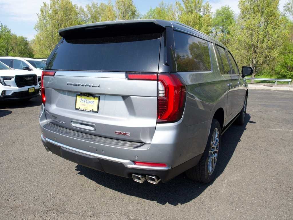 2026 GMC Yukon XL Denali - Photo 6