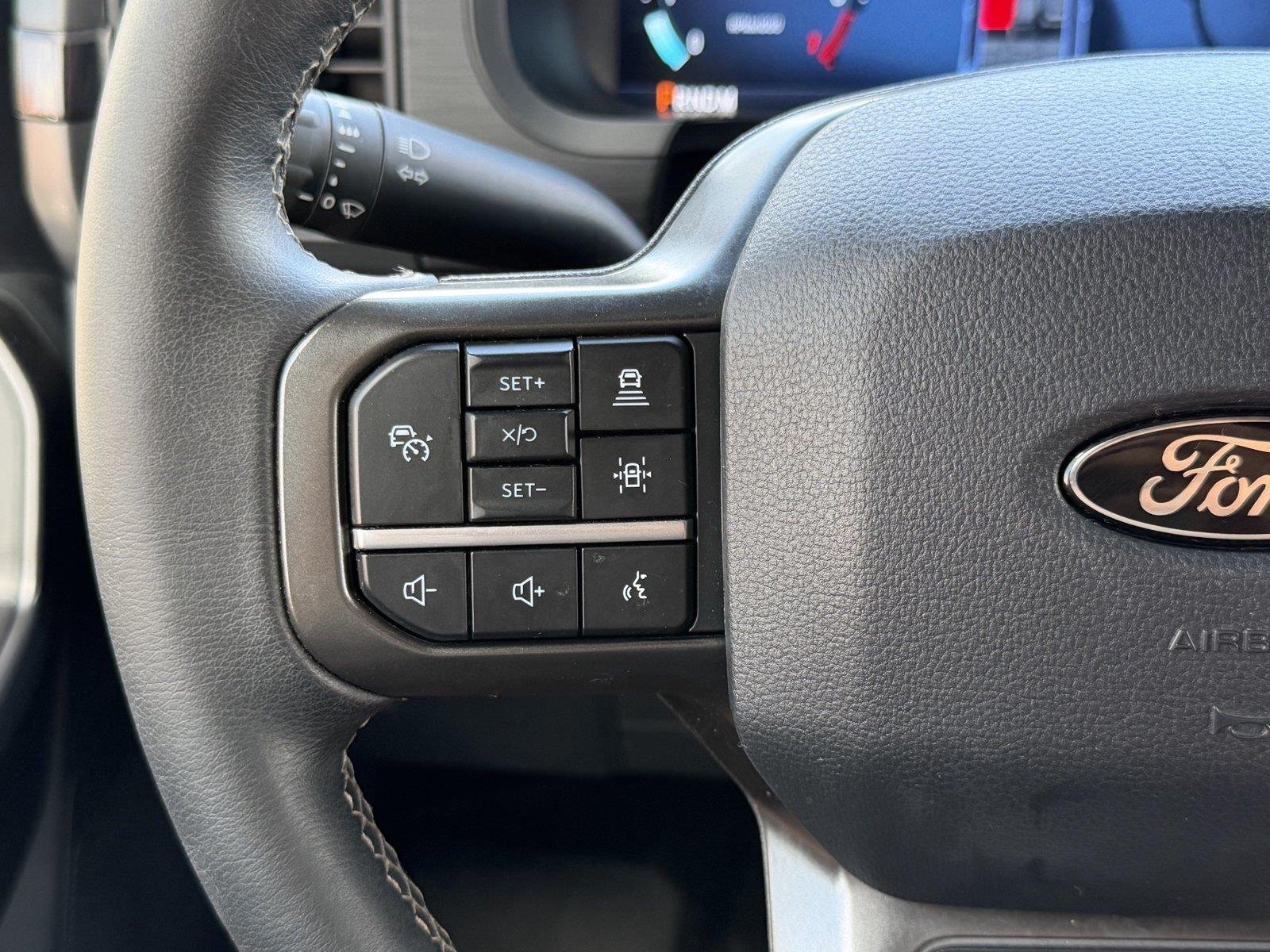 Used 2024 Agate Black Ford XLT image 21