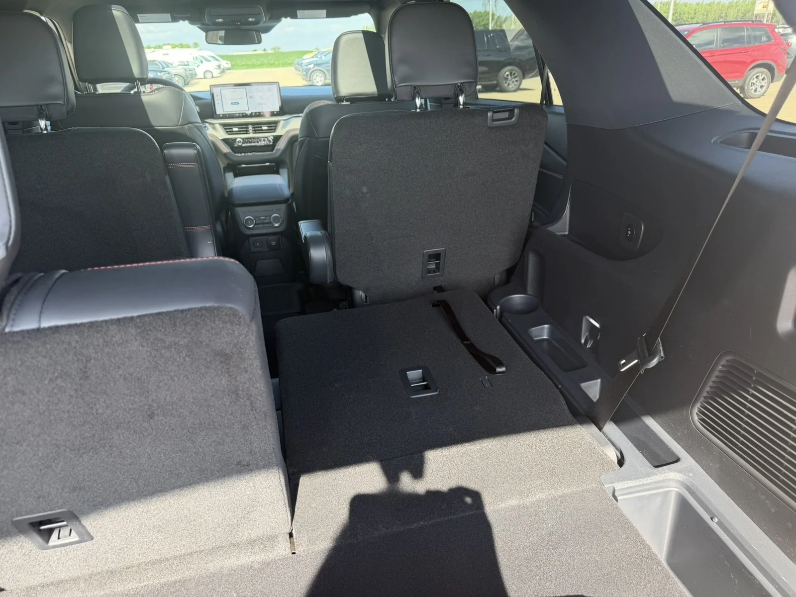 Used 2025 Vapor Blue Metallic Ford ST-Line image 9