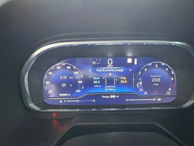 Used 2022 Summit White Chevrolet RST image 4