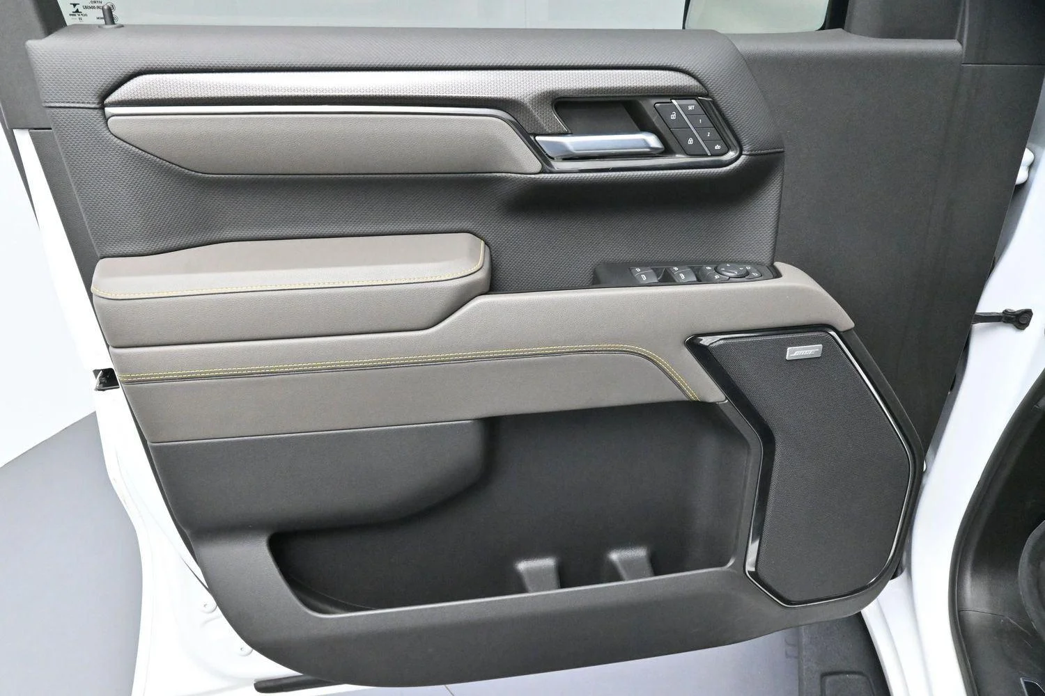 Used 2023 Summit White Chevrolet ZR2 image 9