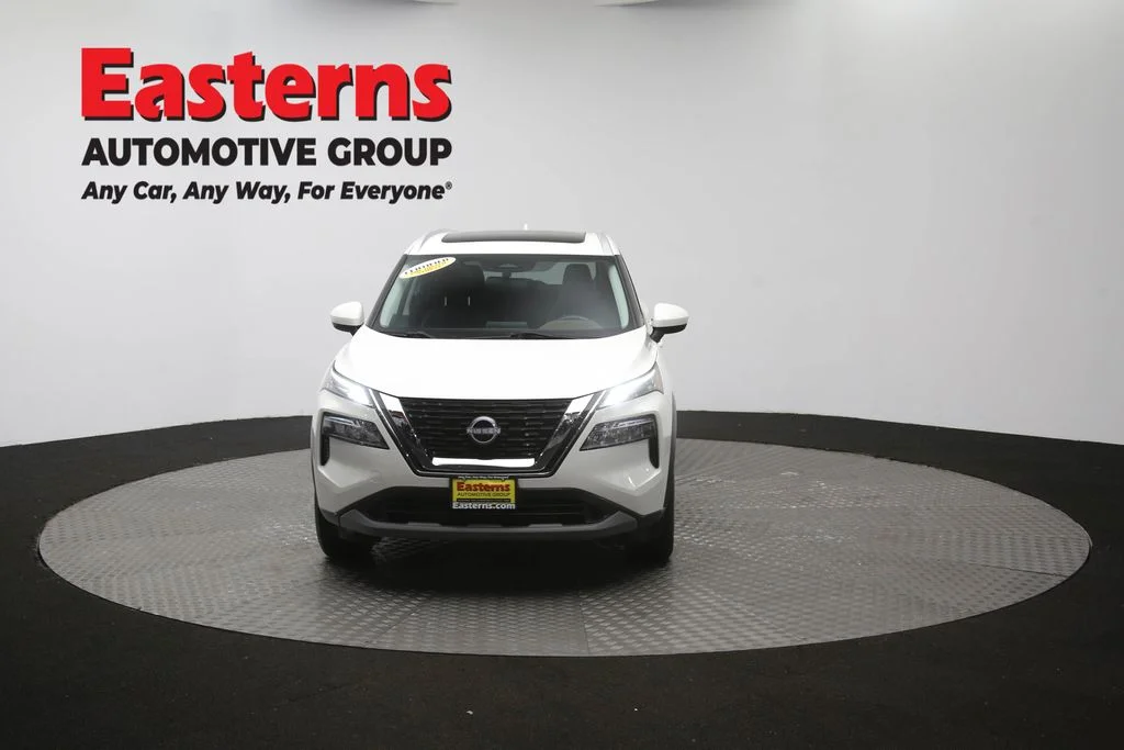 Used 2023 White Nissan SV image 53