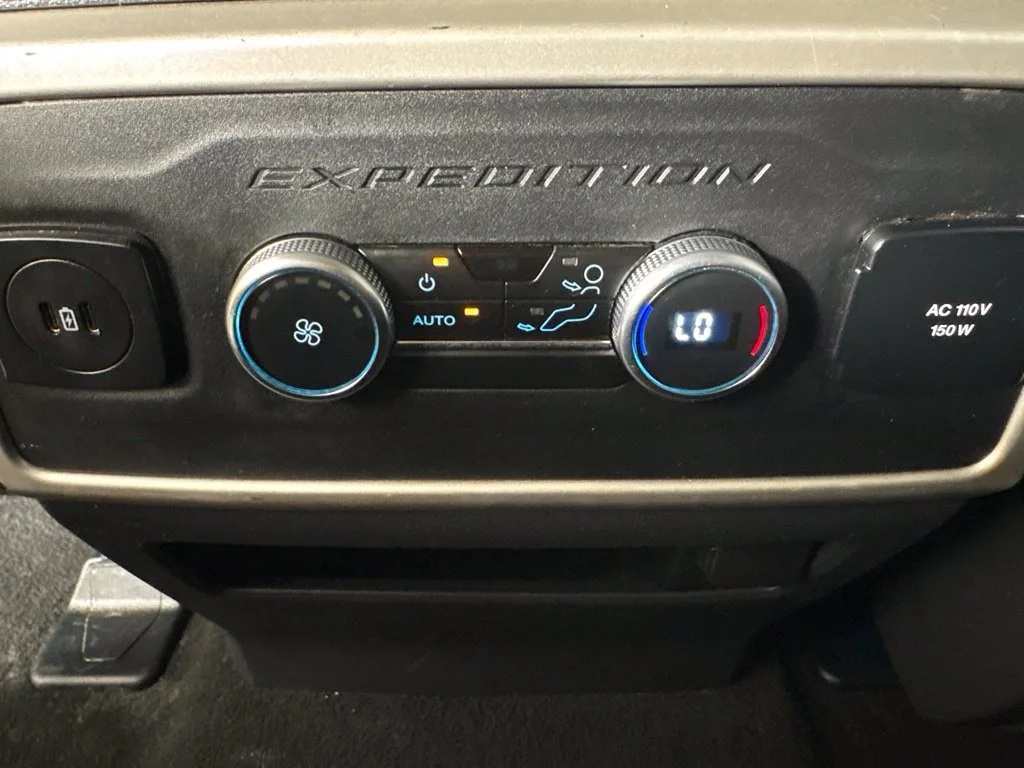 Used 2024 Gray Ford XLT image 39