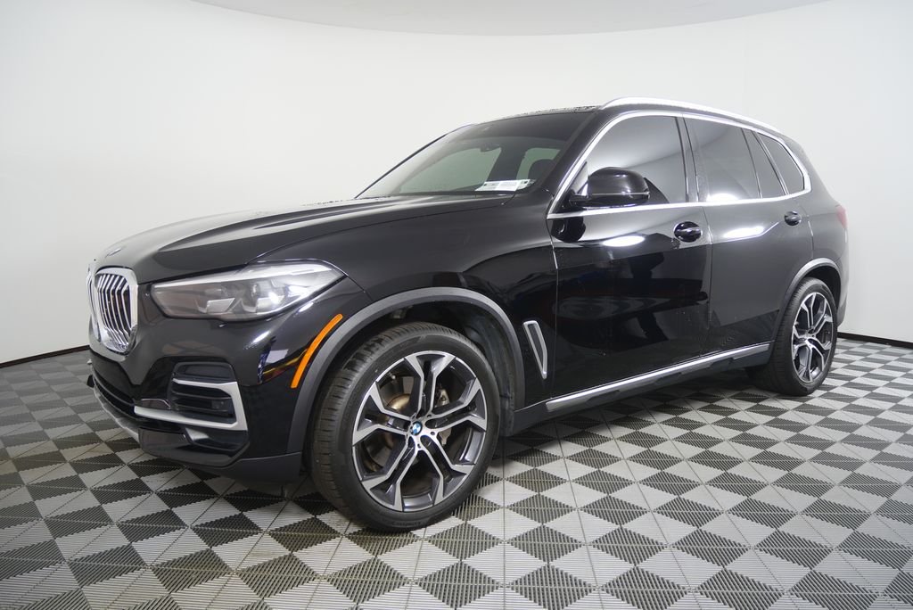 Used 2023 Jet Black BMW sDrive40i image 7