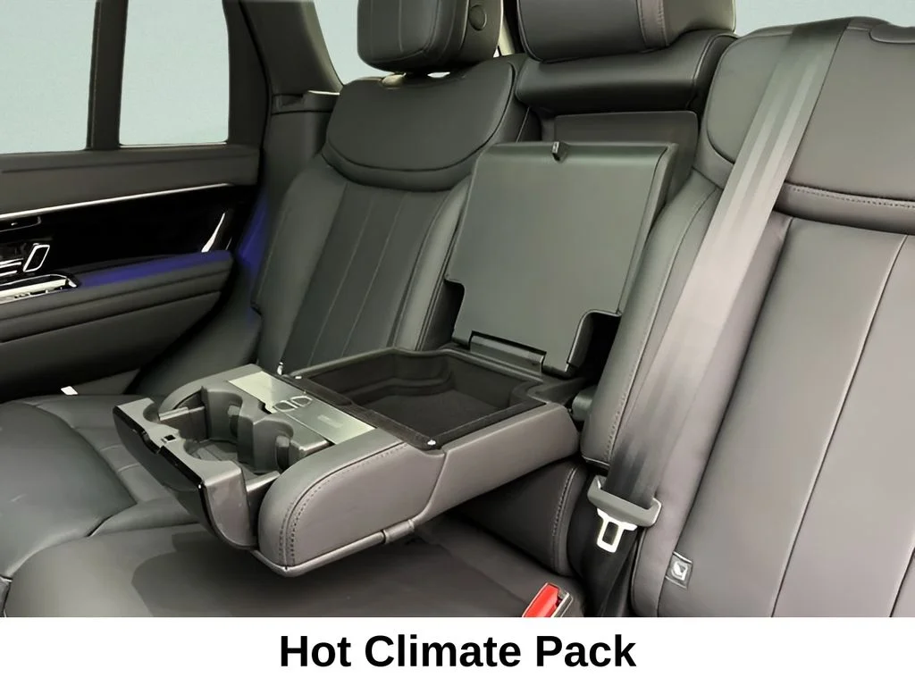 Used 2023 Fuji White Land Rover SE image 37