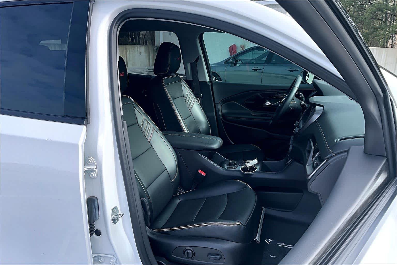 Used 2024 Summit White GMC AT4 image 16