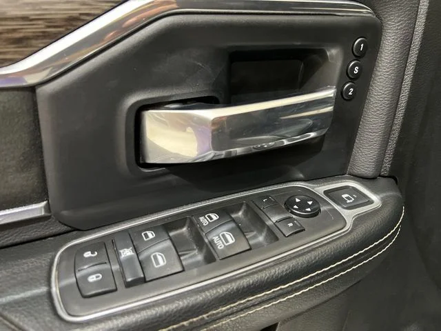 Certified Used 2021 Billet Silver Metallic Clearcoat Ram Laramie image 22