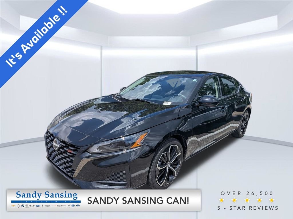 Used 2025 Black Nissan 2.5 SR image 1