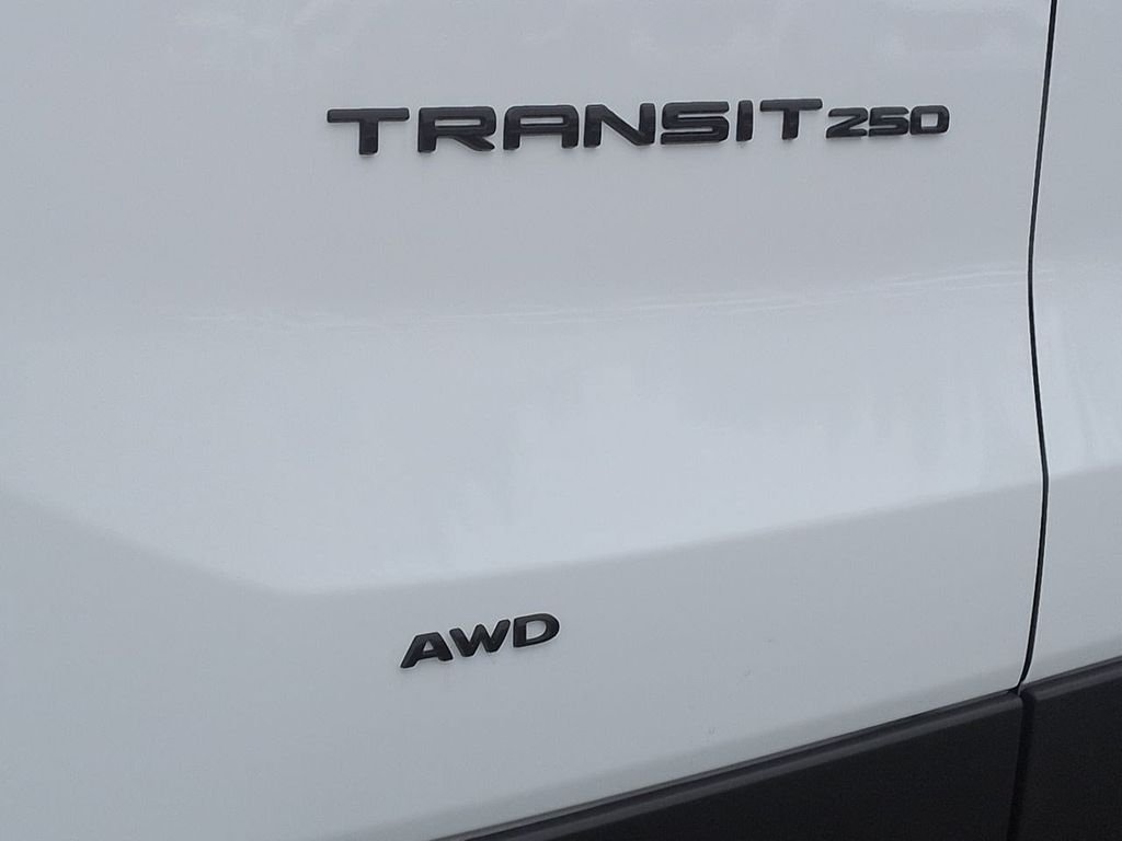 New 2026 White Ford Base image 27