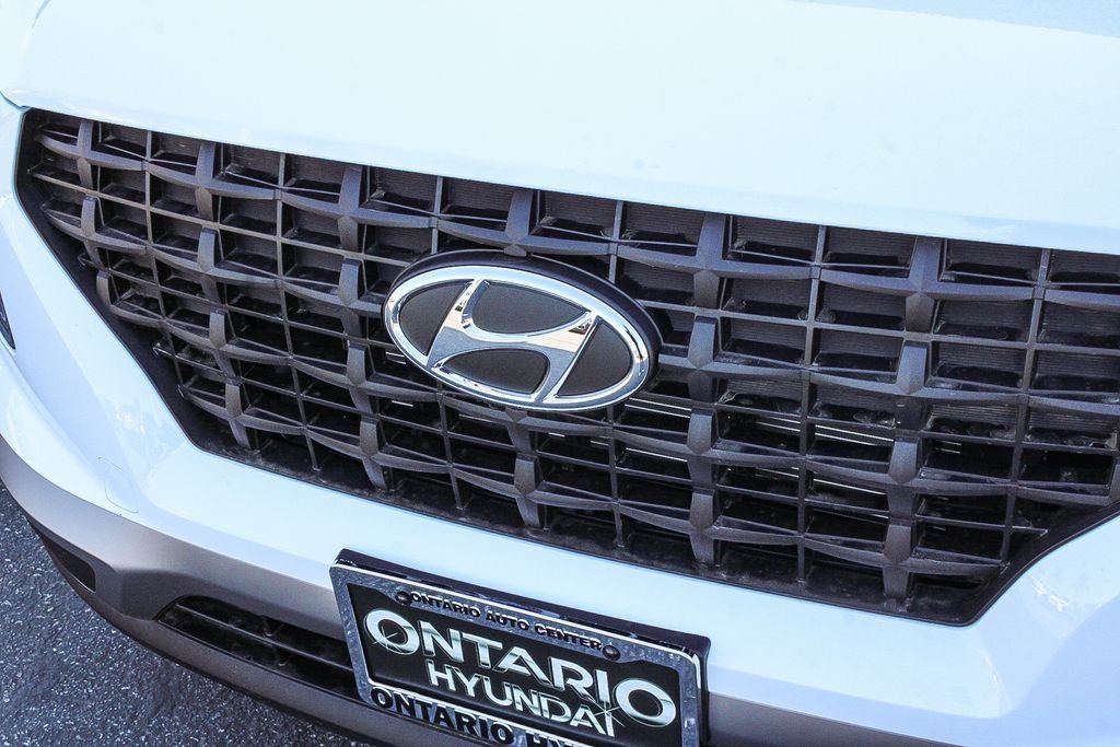 New 2026 White Hyundai SE image 6