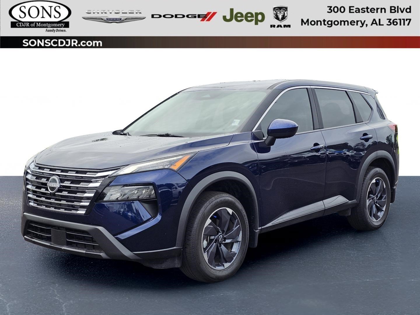 2025 Nissan Rogue SV FWD's photo