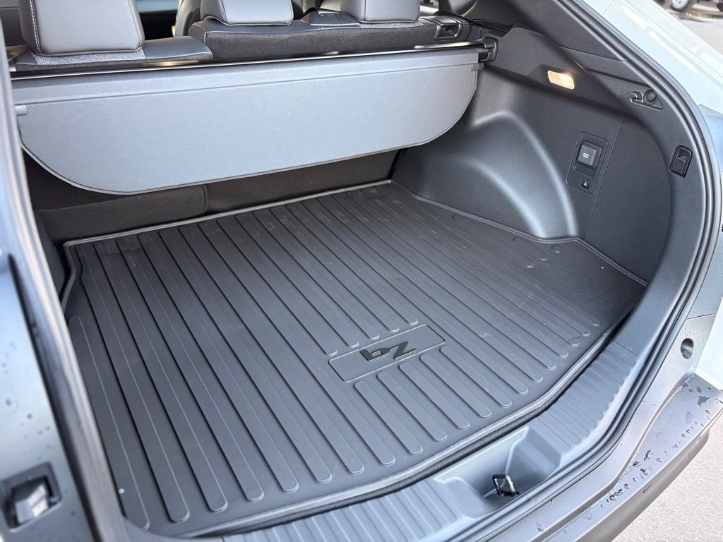 2026 Toyota bZ XLE - Photo 11