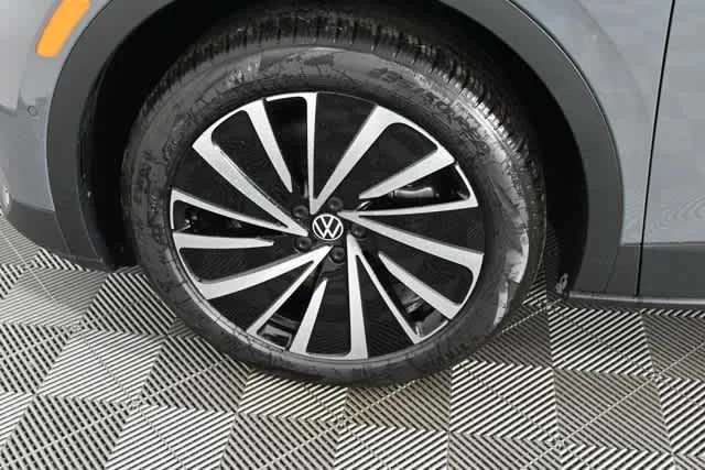 New 2026 Pure Gray Volkswagen Pro image 25