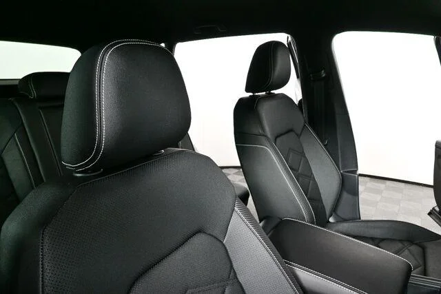 New 2026 Deep Black Pearl Volkswagen 2.0T SE image 24