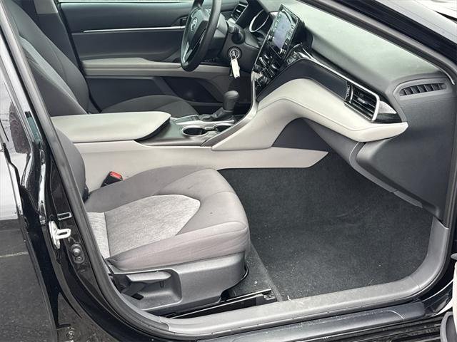 2024 Toyota Camry LE - Photo 13