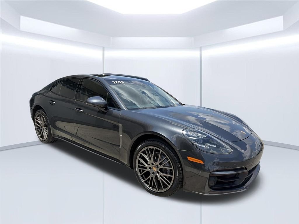 Used 2023  Porsche 4 Platinum Edition image 8