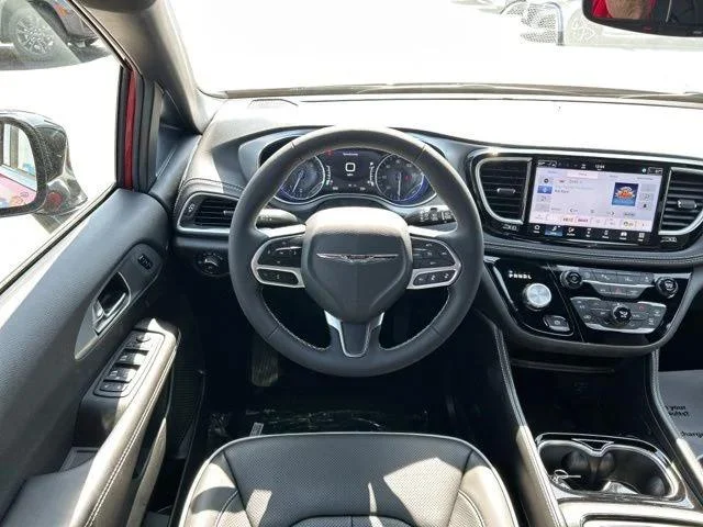 2026 Chrysler Pacifica Limited - Photo 29