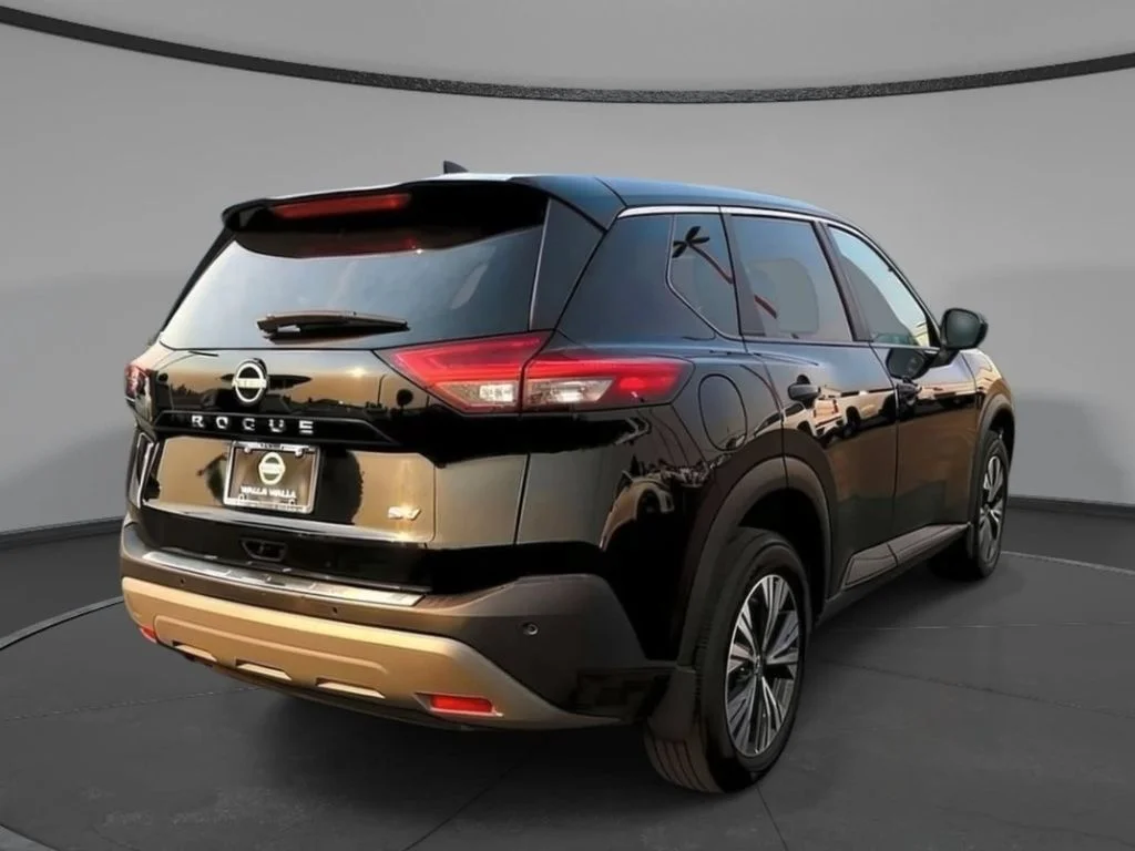 Used 2023 Super Black Nissan SV image 6