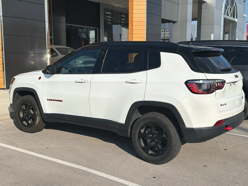 Used 2024 Bright White Clearcoat Jeep Trailhawk image 2