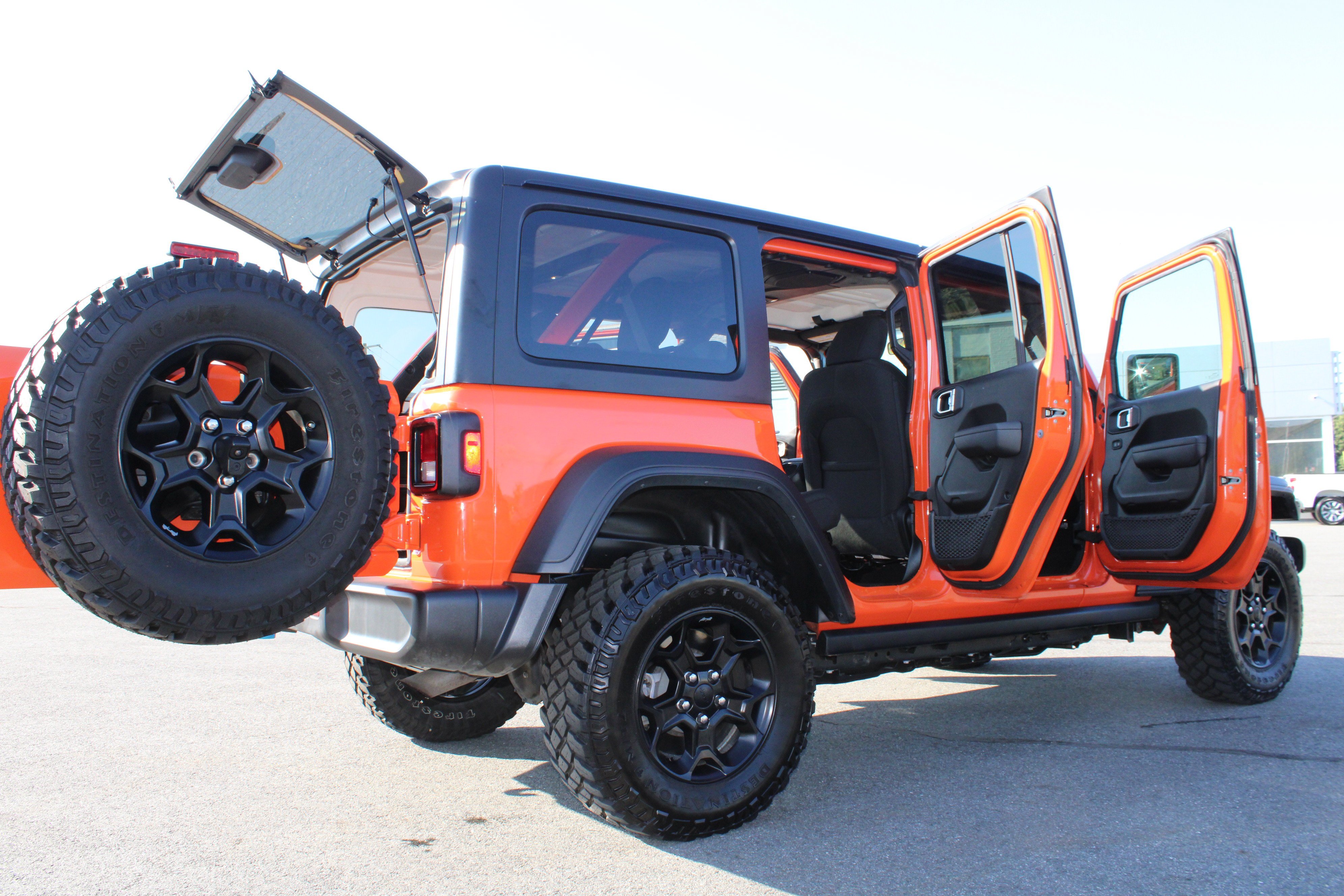 Used 2023 Punkn Metallic Clearcoat Jeep  image 18
